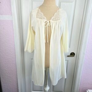 Miss Elaine Vtg Penior Robe Bed Jacket Size M Cream Nylon Lace USA Lingerie